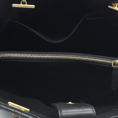 $4500 Chanel Large Surpique Chevron Tote