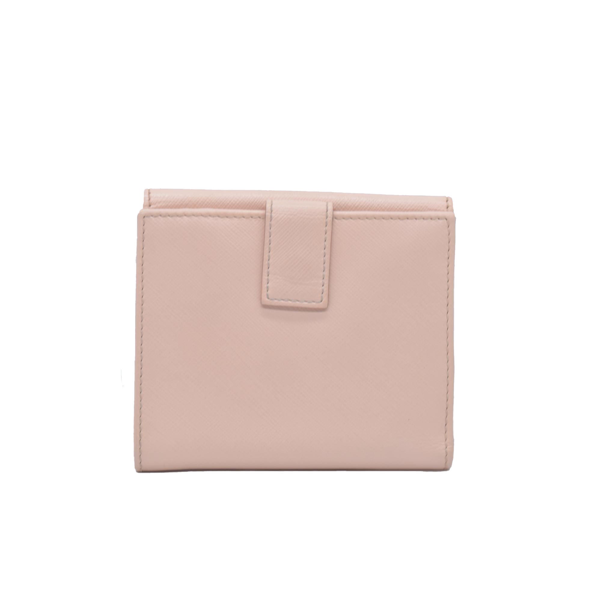 $565 SALVATORE FERRAGAMO Saffiano Gancini Bar Compact Wallet Light Pink CONSIGNMENT