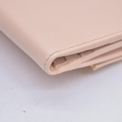 $565 SALVATORE FERRAGAMO Saffiano Gancini Bar Compact Wallet Light Pink CONSIGNMENT