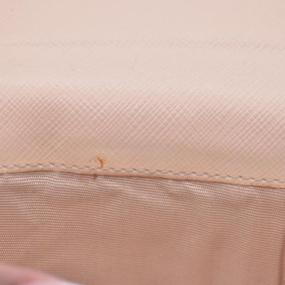$565 SALVATORE FERRAGAMO Saffiano Gancini Bar Compact Wallet Light Pink CONSIGNMENT