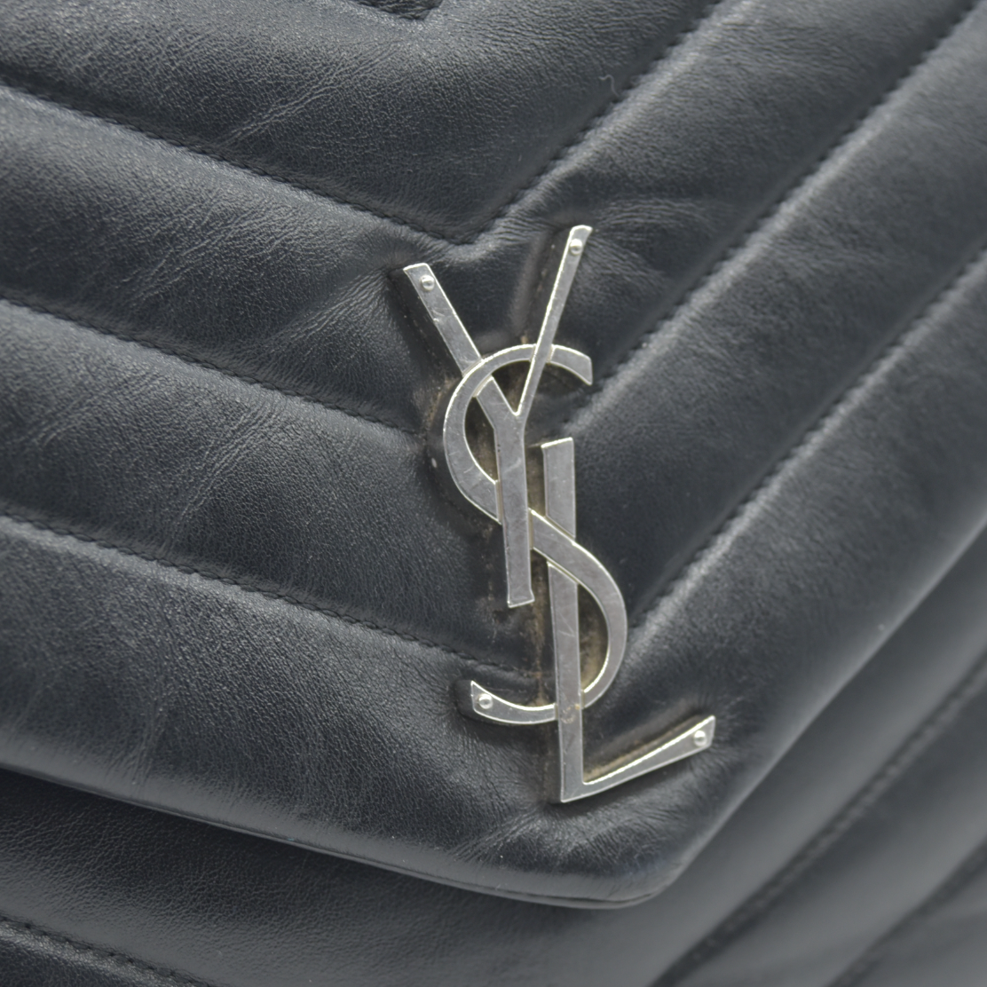 $2900 Saint Laurent Medium Loulou Matelassé Leather Shoulder Bag CONSIGNMENT