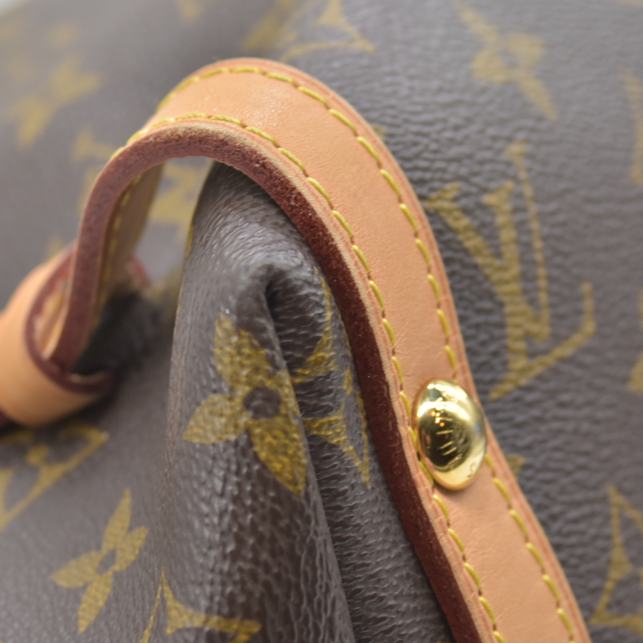 $1810 2014 Louis Vuitton Monogram Tuileries Tote CA1134