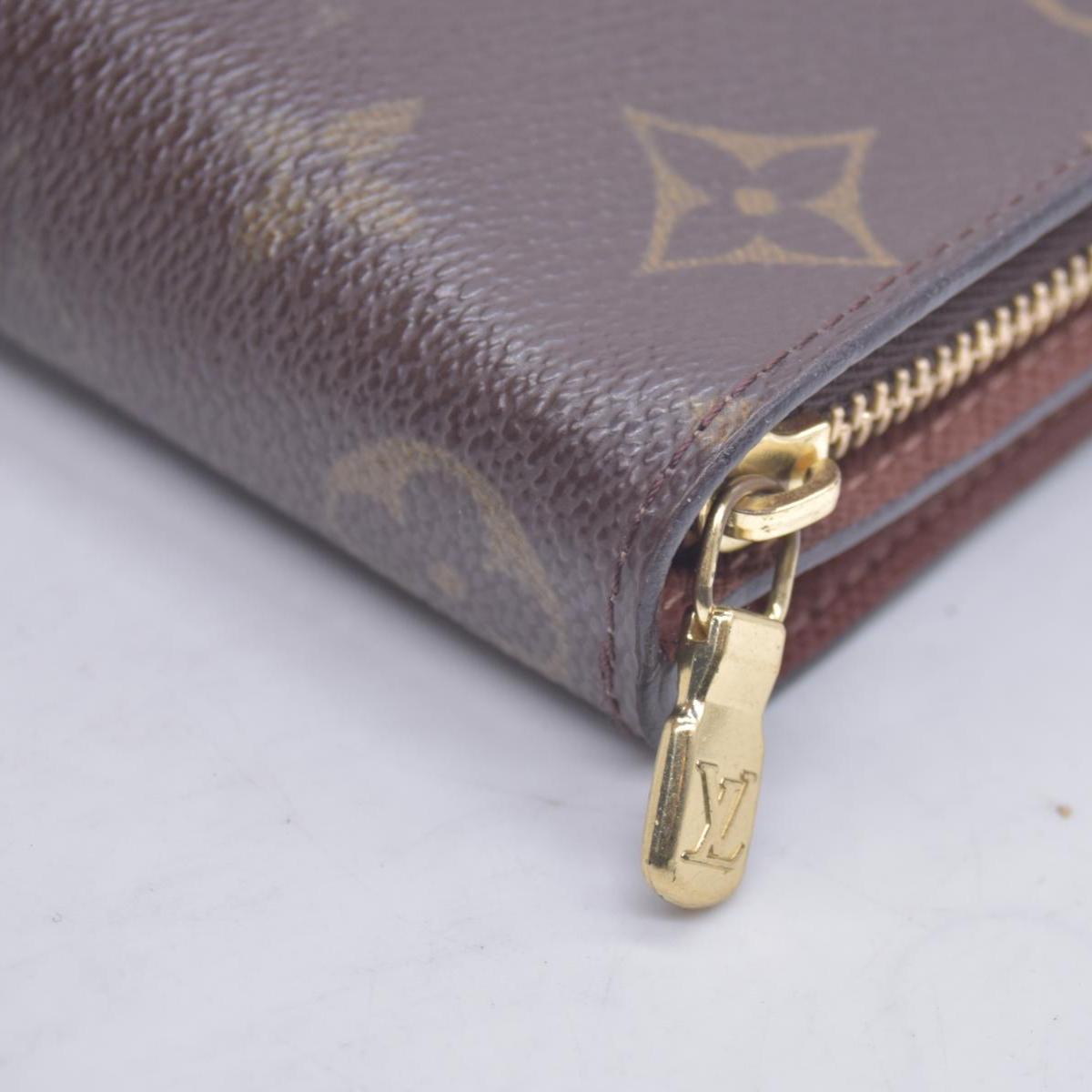 $620 LOUIS VUITTON Monogram Compact Zip Wallet CONSIGNMENT