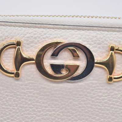 $890 GUCCI Calfskin Zumi Zip Around Wallet Off White CONSIGNMENT