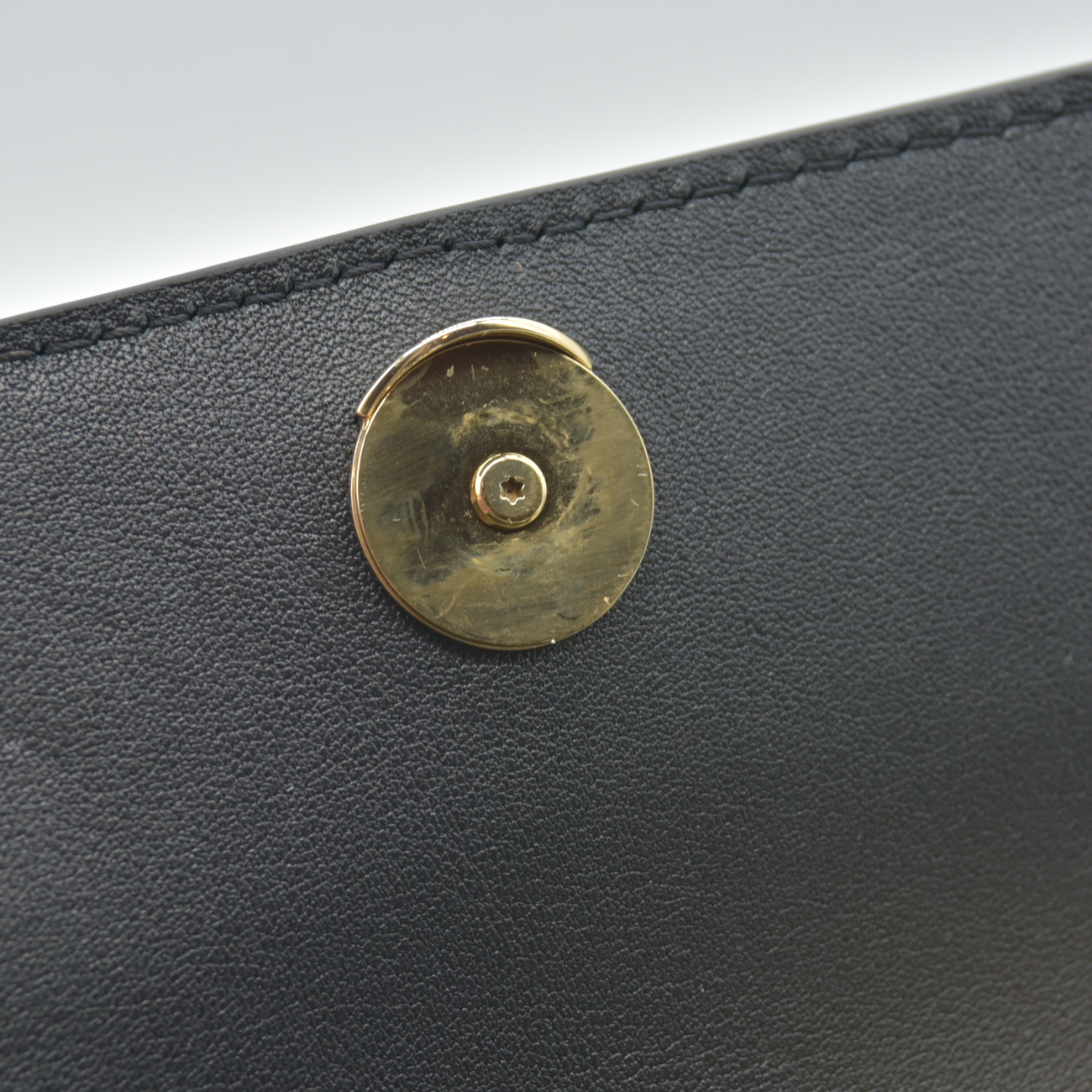$2080 RFID Louis Vuitton Calfskin LV Bloom Wallet On Chain Black