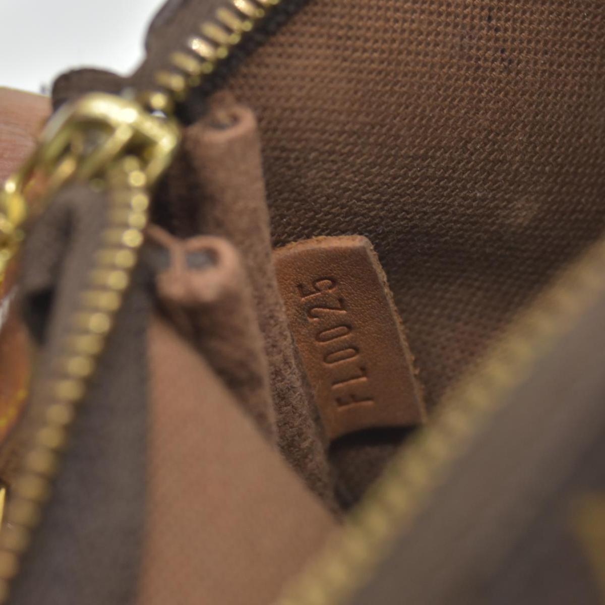 $810 Louis Vuitton Monogram Mini Pochette Accessories