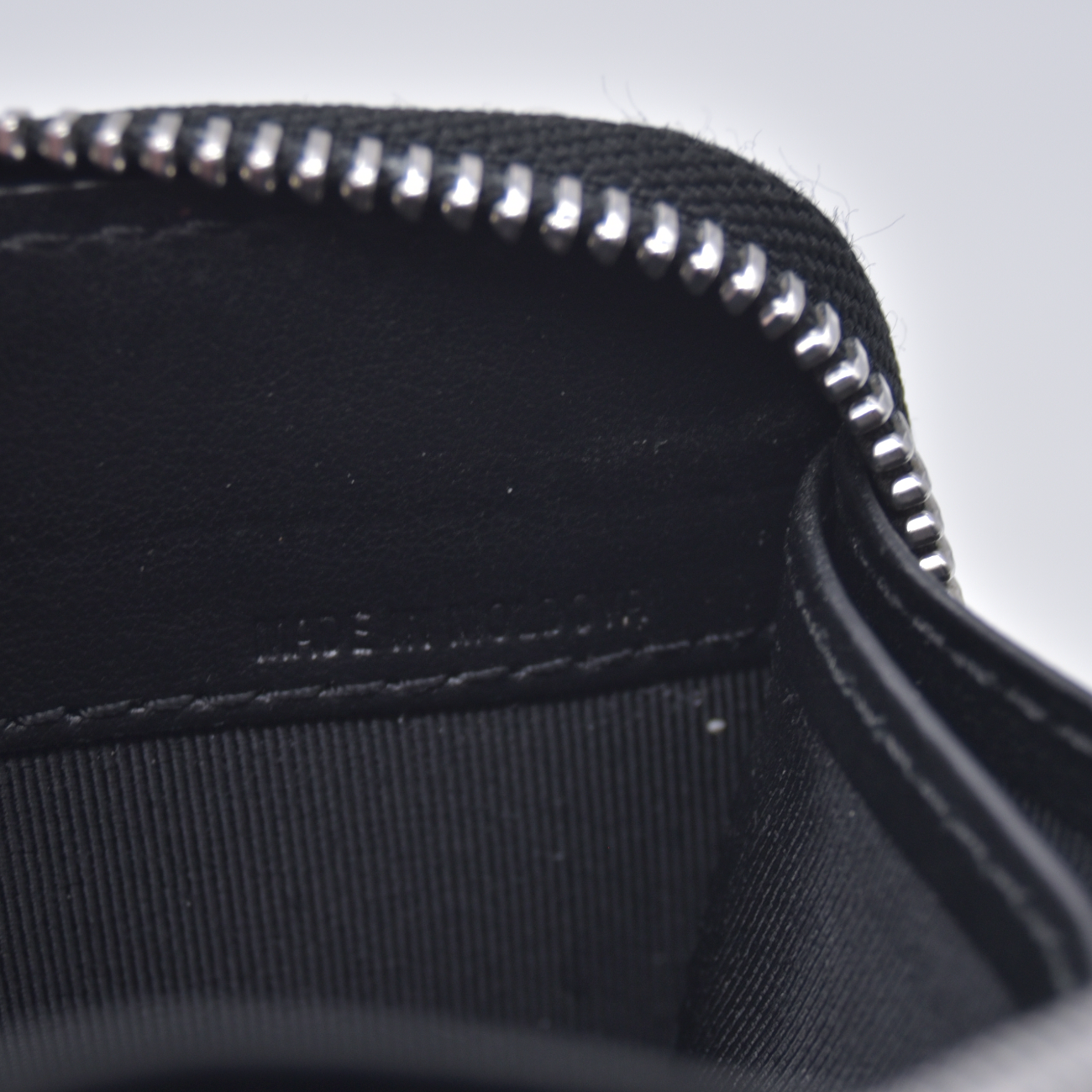 $598 BURBERRY Logo Perforated Leather Zip Around Long Wallet White