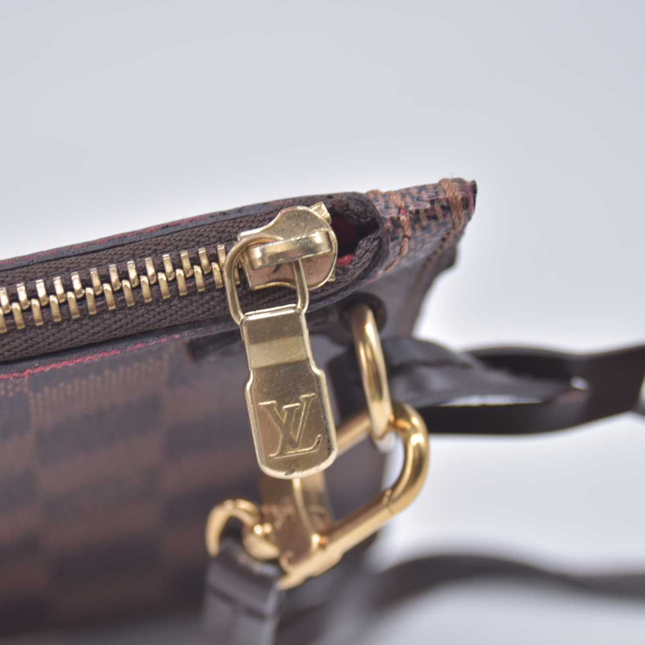 $600 2014 Louis Vuitton Damier Ebene Canvas Cosmetic Pouch Bag (Neverfull MM) (GI1124)