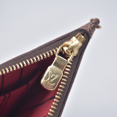 $600 2014 Louis Vuitton Damier Ebene Canvas Cosmetic Pouch Bag (Neverfull MM) (GI1124)