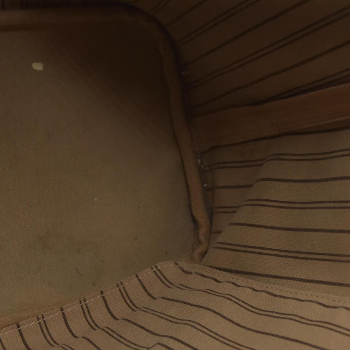 $2170 Louis Vuitton Monogram Neverfull MM SD2125