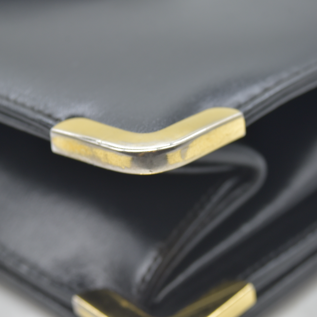 $1290 Christian Dior Shoulder Bag Black Leather