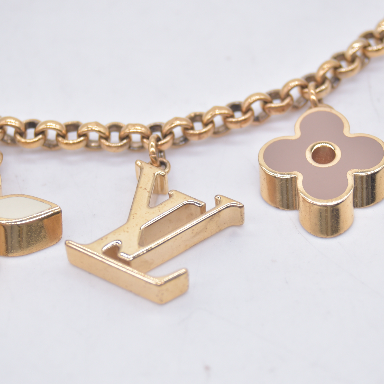 $675 2014 Louis Vuitton Fleur De Monogram Bag Charm DR0154 10020756