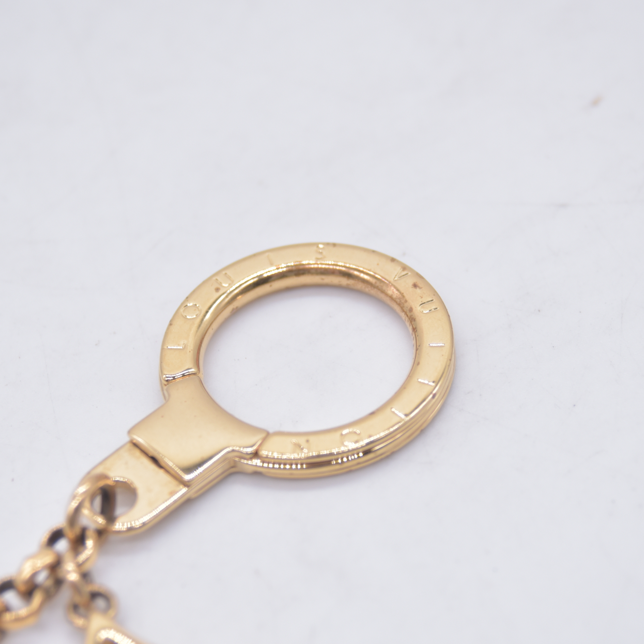 $675 2014 Louis Vuitton Fleur De Monogram Bag Charm DR0154 10020756