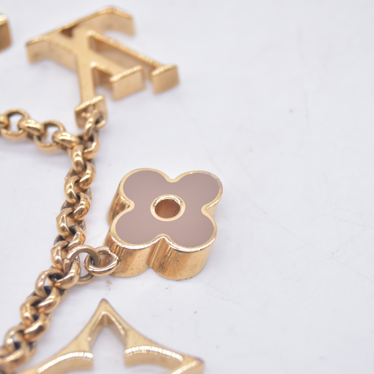 $675 2014 Louis Vuitton Fleur De Monogram Bag Charm DR0154 10020756