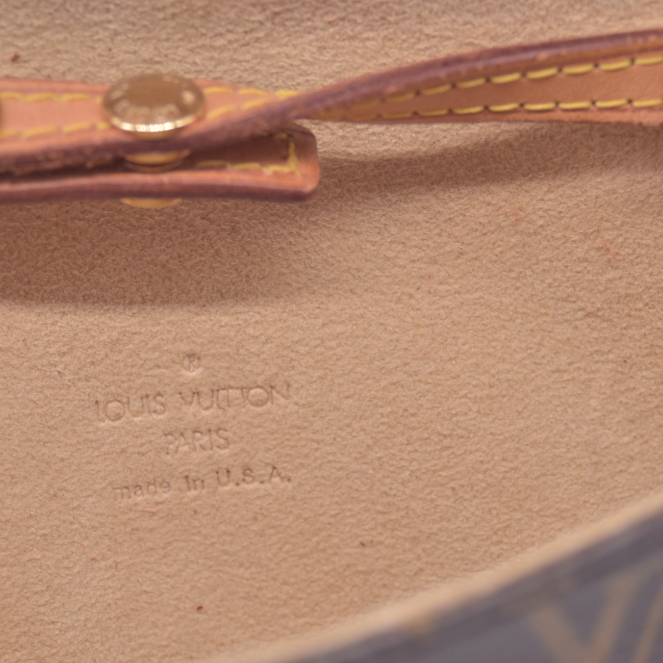 $630 1999 Louis Vuitton Monogram Pochette Twin PM Shoulder Bag Pouch (SD1909)