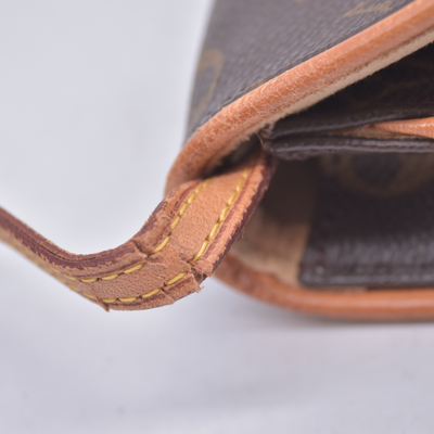 $630 1999 Louis Vuitton Monogram Pochette Twin PM Shoulder Bag Pouch (SD1909)