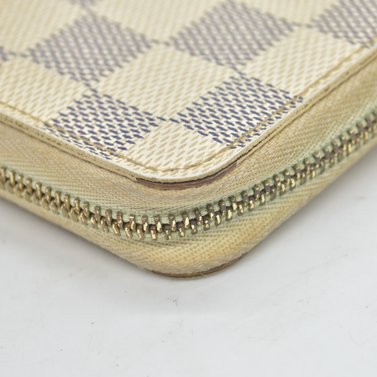 $560 2012 Louis Vuitton Damier Azur Zippy Zip Coin Purse Wallet White SN1192