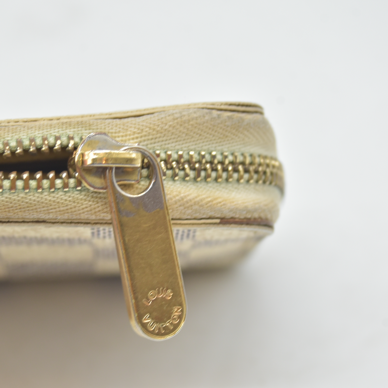 $560 2012 Louis Vuitton Damier Azur Zippy Zip Coin Purse Wallet White SN1192