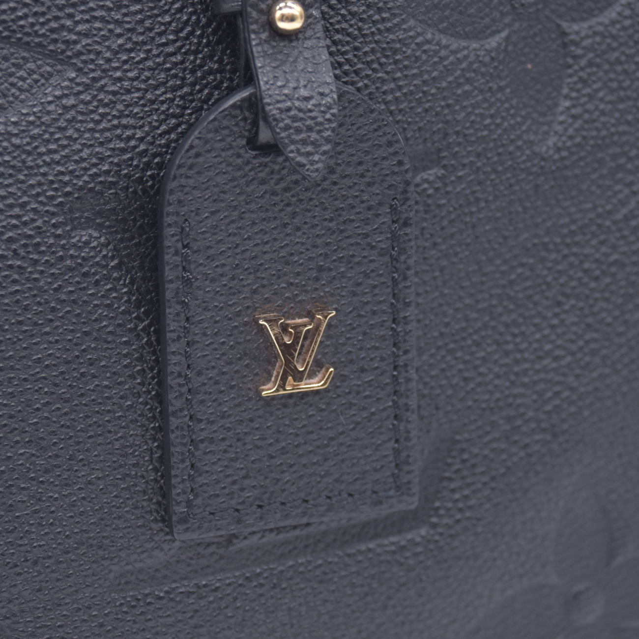 $3100 RFID RECEIPT Louis Vuitton Empreinte Carryall PM Black