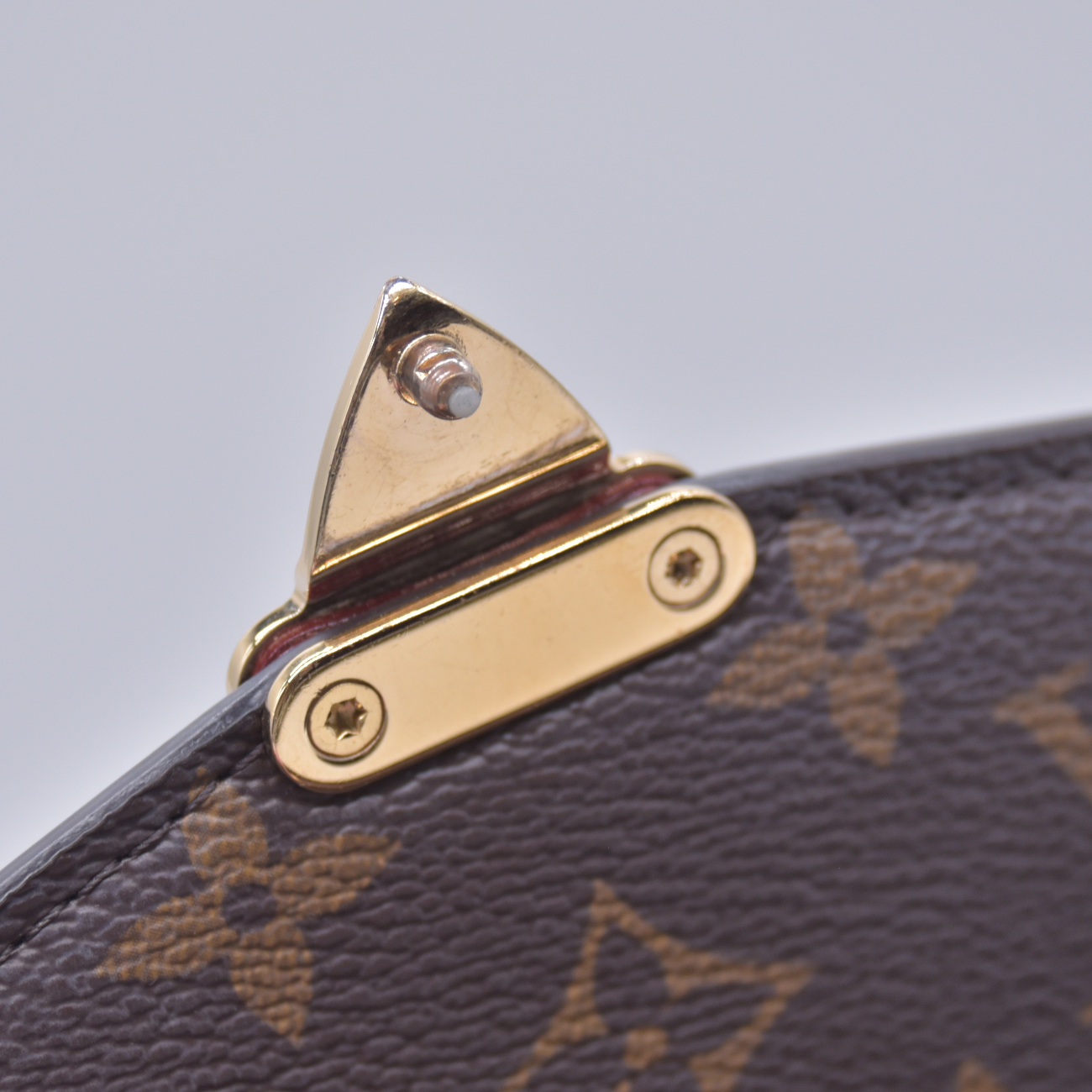 $3350 RFID Louis Vuitton Monogram Pochette Metis East West 10021104