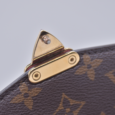 $3350 RFID Louis Vuitton Monogram Pochette Metis East West 10021104