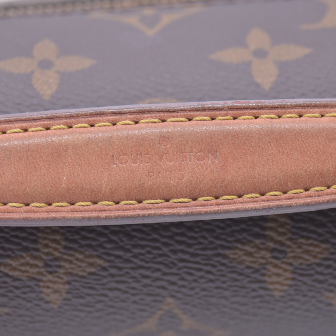 $3350 RFID Louis Vuitton Monogram Pochette Metis East West 10021104