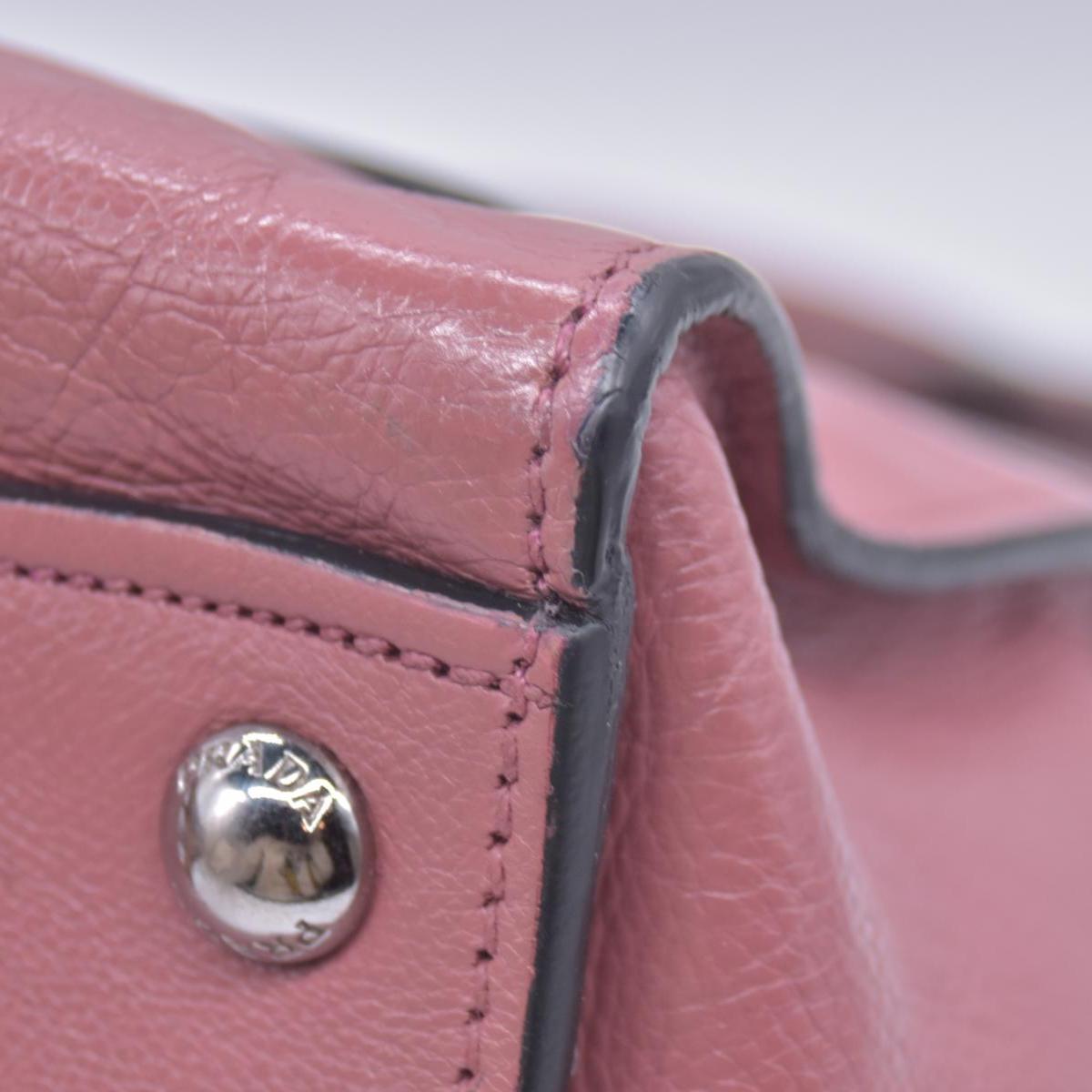 $1595 Prada Vitello Daino Leather Sound Rosso CONSIGNMENT