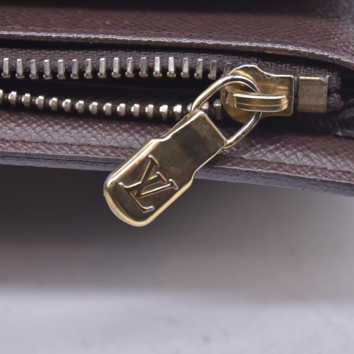 $680 LOUIS VUITTON Damier Ebene Portefeuille Trevi Compact Wallet Brown CONSIGNMENT 10021510