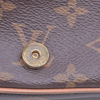 $2700 Louis Vuitton  Monogram Diane Fuchsia