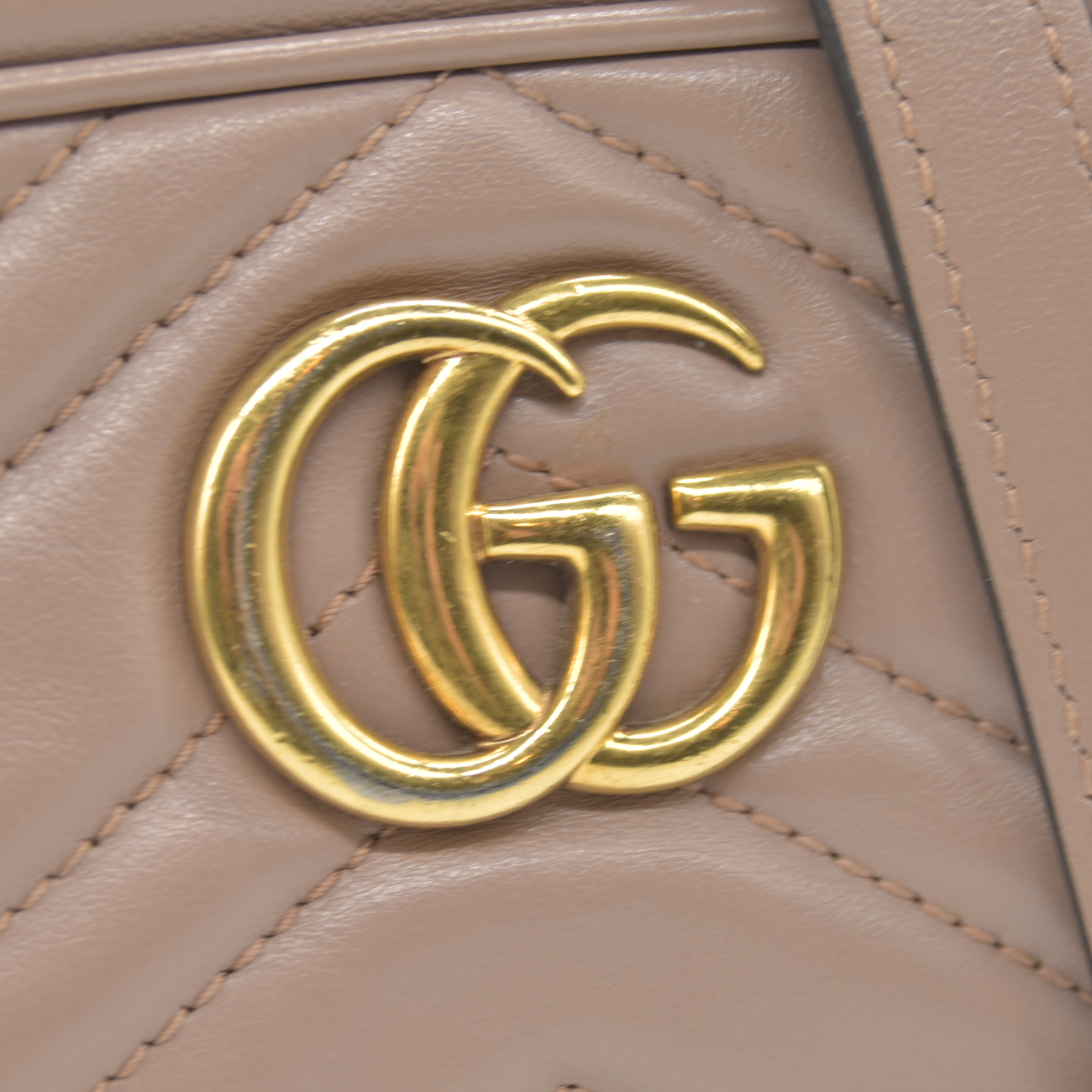 $1800 Gucci Calfskin Matelasse Mini GG Marmont Chain Shoulder Bag Porcelain Rose 10020035