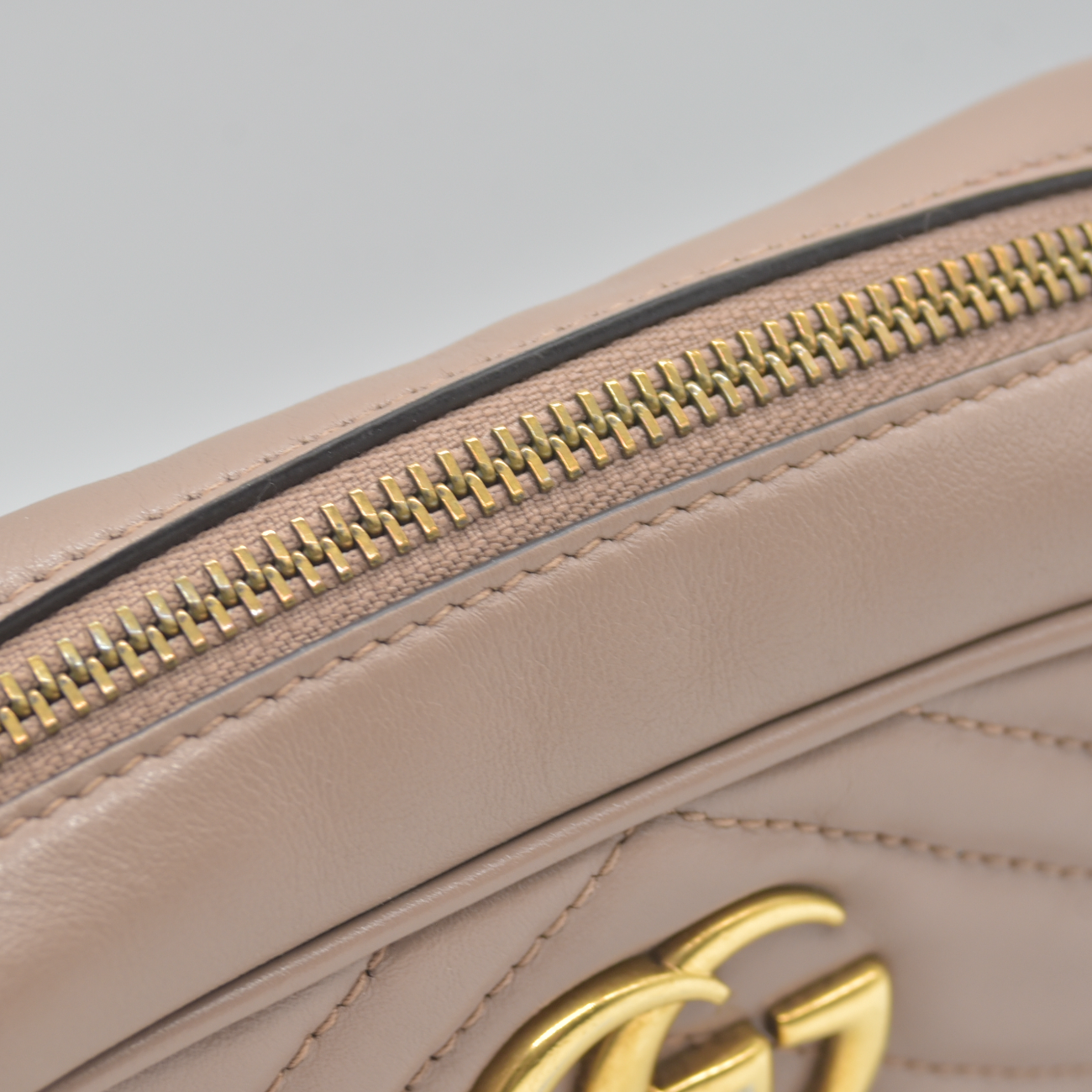 $1800 Gucci Calfskin Matelasse Mini GG Marmont Chain Shoulder Bag Porcelain Rose 10020035