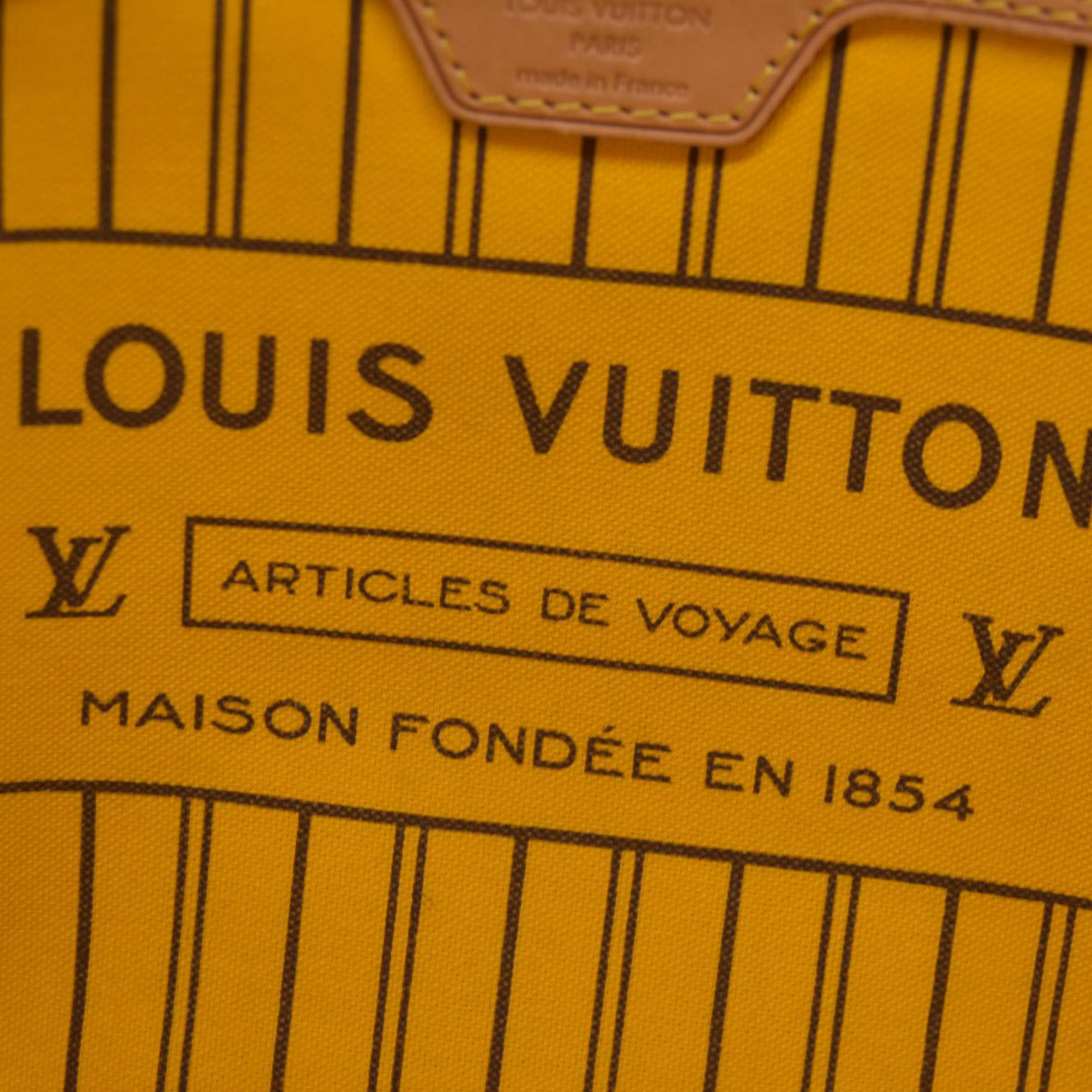 Louis Vuitton  Monogram Neo Neverfull MM Mimosa MS5113