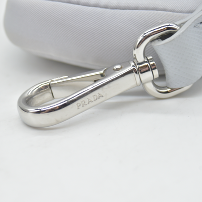 $2250 Prada Nylon Re-Edition 2005 Shoulder Bag Silver 10020038