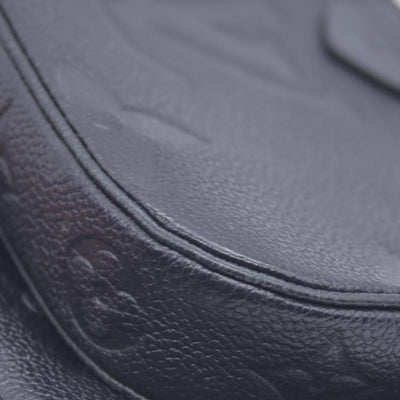 $3200 Louis Vuitton Empreinte Monogram Giant Multi Pochette Accessories Black