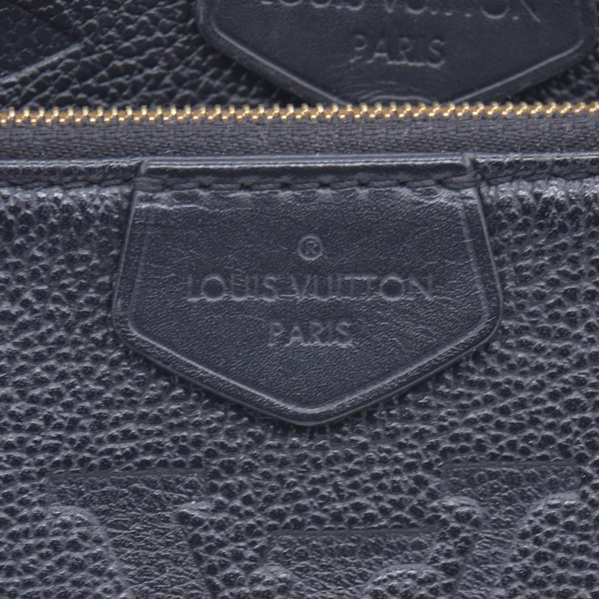 $3200 Louis Vuitton Empreinte Monogram Giant Multi Pochette Accessories Black