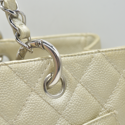 $2900 2006 Chanel Caviar Grand Shopping Tote GST Light Gold 10020025