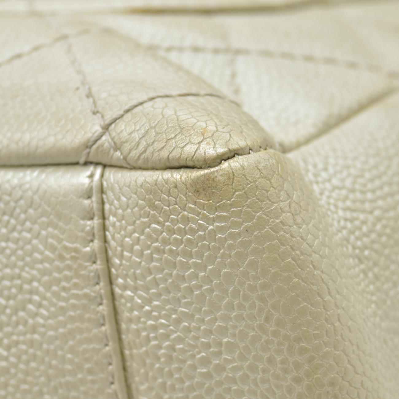 $2900 2006 Chanel Caviar Grand Shopping Tote GST Light Gold 10020025