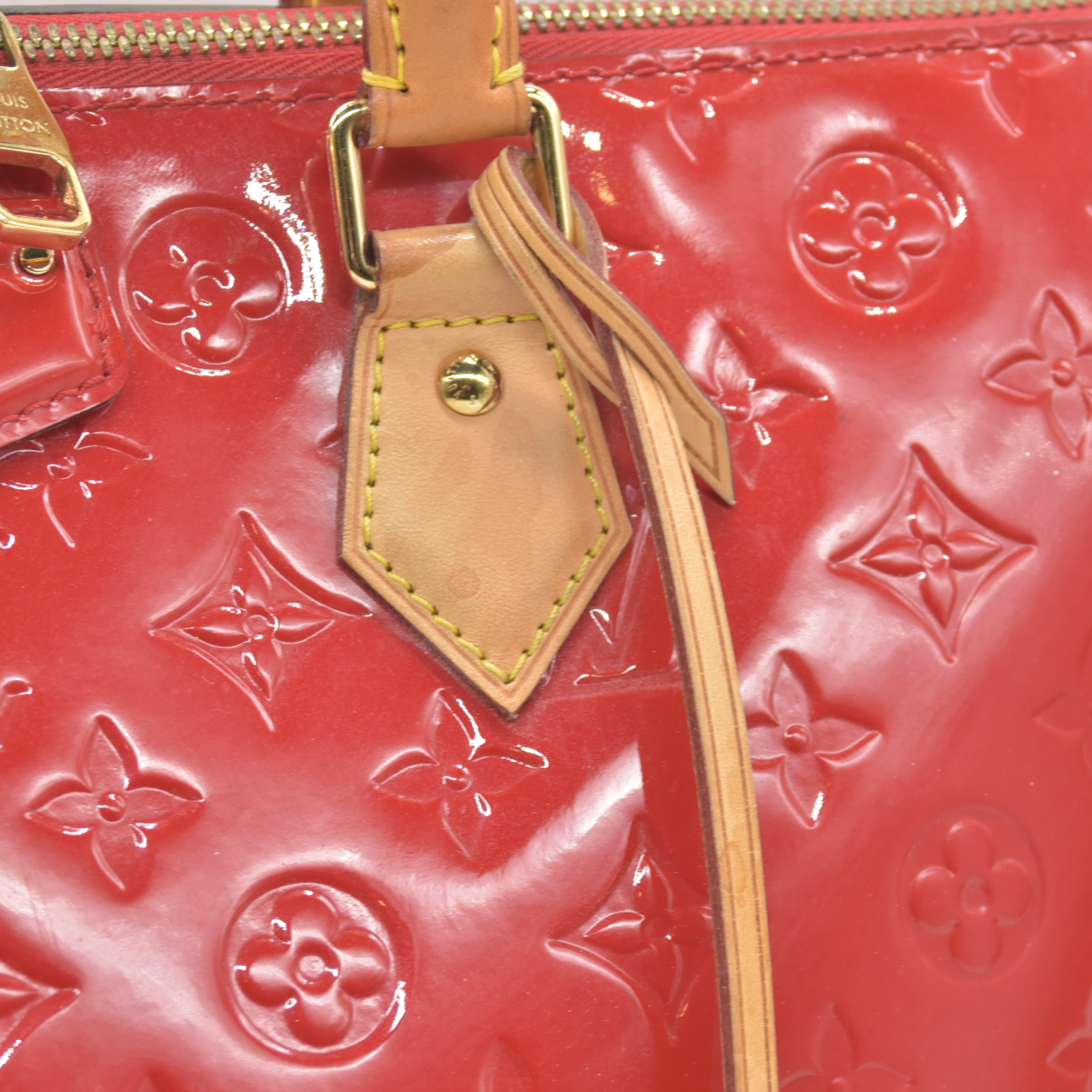 $2350 2014 LOUIS VUITTON Vernis Montebello MM Red DR3154