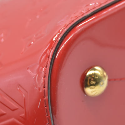 $2350 2014 LOUIS VUITTON Vernis Montebello MM Red DR3154