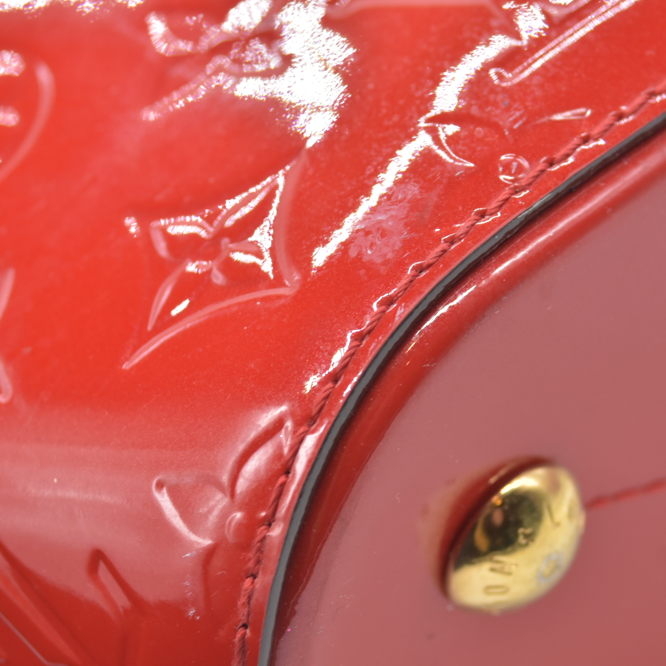$2350 2014 LOUIS VUITTON Vernis Montebello MM Red DR3154