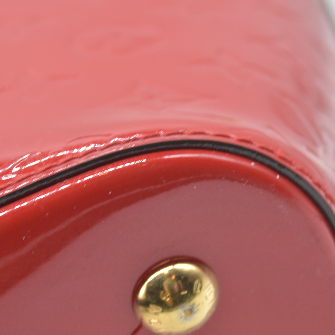 $2350 2014 LOUIS VUITTON Vernis Montebello MM Red DR3154