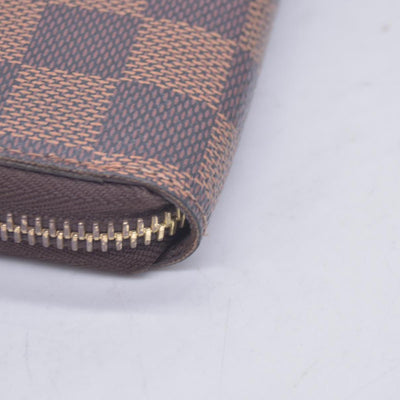 $940 2015 Louis Vuitton Damier Ebene Zippy Wallet CA0135 CONSIGNMENT