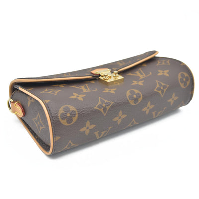 $1630 Louis Vuitton LV Monogram Pochette Camille