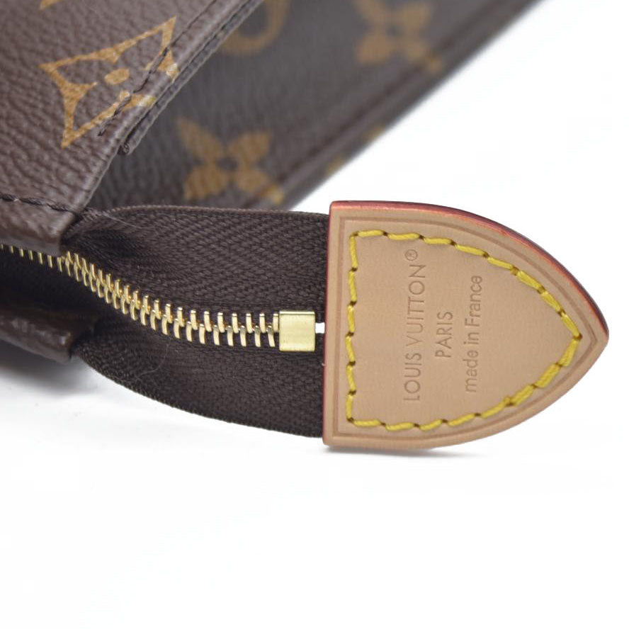 AUCTION $1200 Louis Vuitton  Monogram Toiletry Pouch 26 Pink