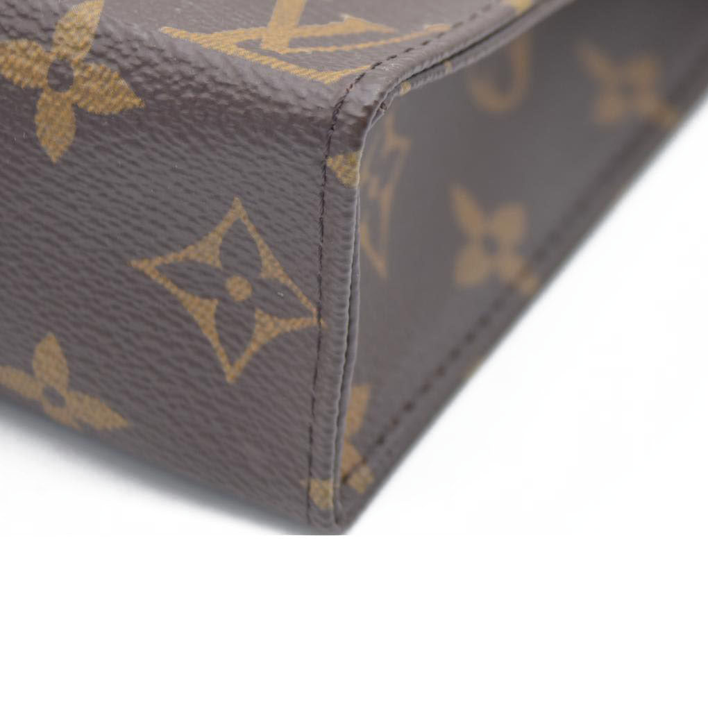 AUCTION $800 Louis Vuitton  Monogram Toiletry Pouch 19 Red