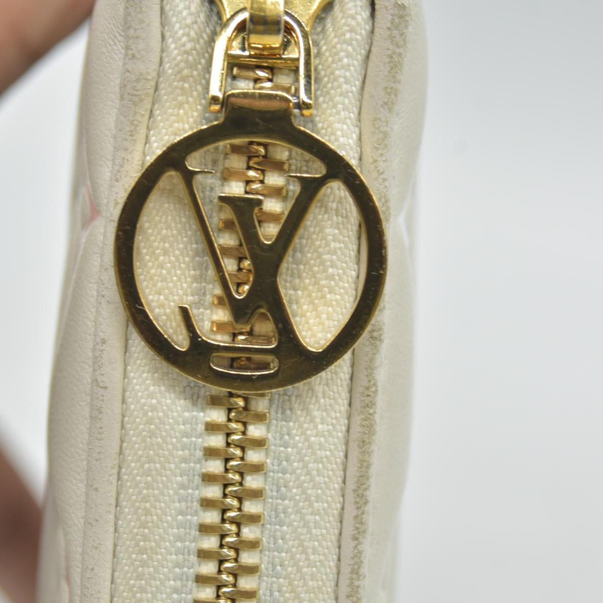 $1490 Louis Vuitton Tricolor Monogram Embossed Lambskin Zippy Wallet 10020060