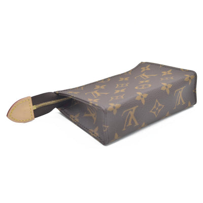 AUCTION $700 Louis Vuitton  Monogram Toiletry Pouch 15 Fuchsia