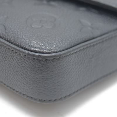 Louis Vuitton  Empreinte Pochette Felicie Chain Wallet Black