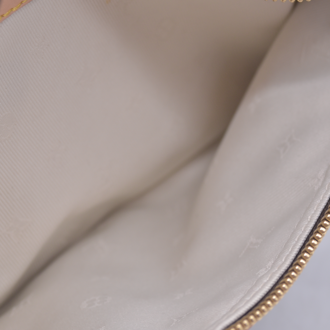 $2,020 Louis Vuitton Monogram High Rise RFID Bumbag