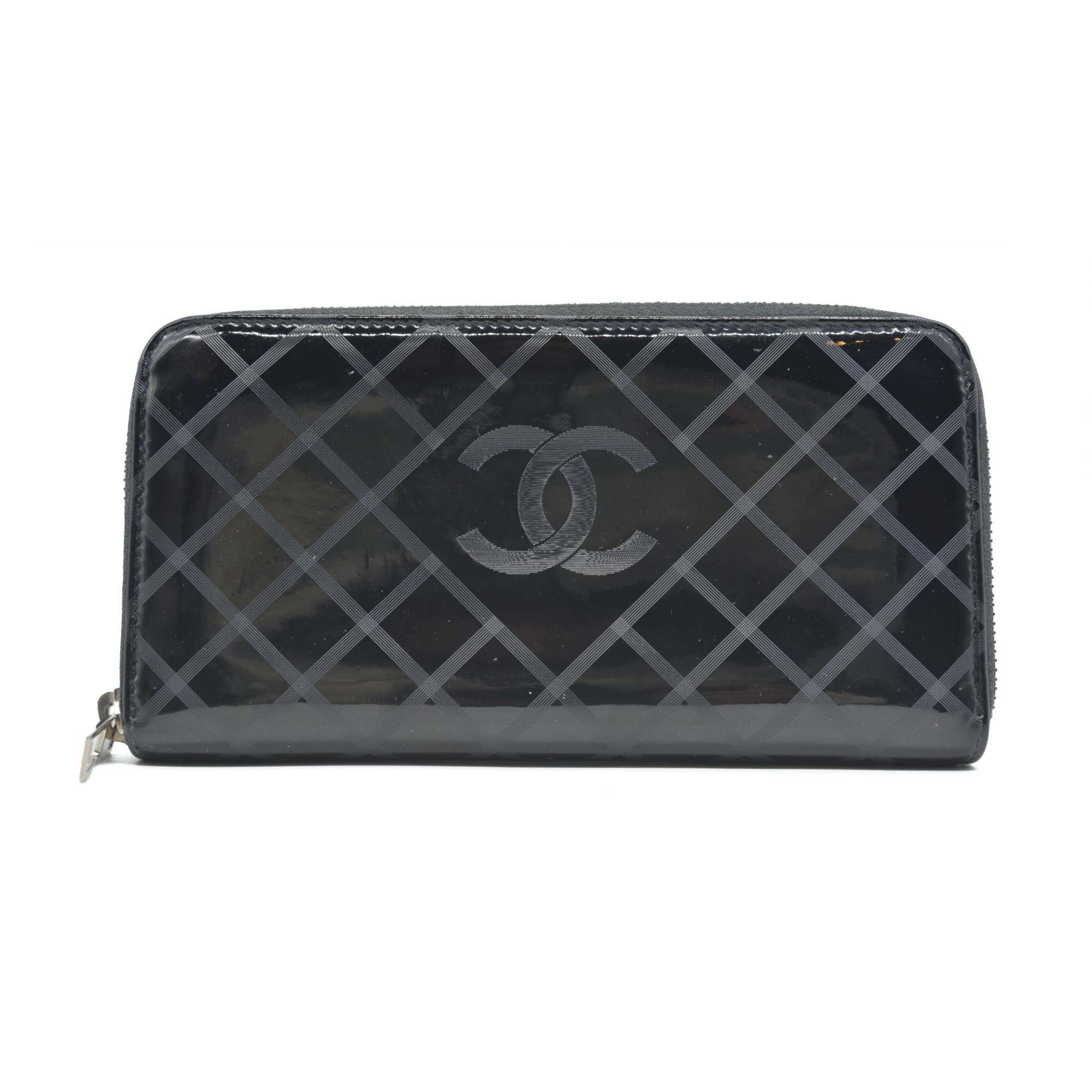 Chanel 2013-2014 Interlocking CC Logo Continental Wallet